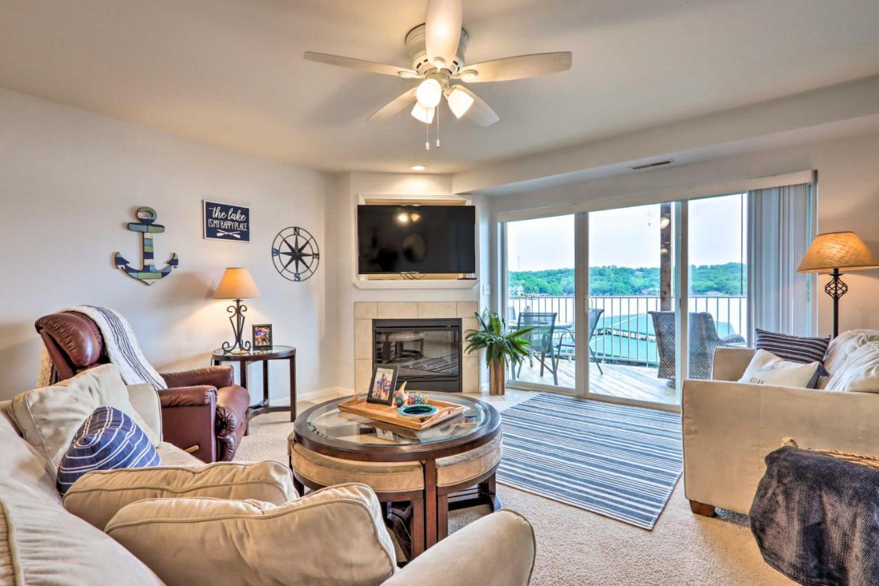 Breezy Lakefront Condo With Balcony And Lake View! Camdenton Exterior photo